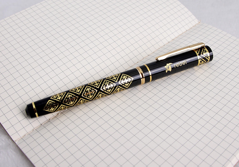 签字笔  美工笔  圆珠笔  蘸水笔 金笔  钢笔 定制笔  书法笔、签字笔   ky开云(中国)官方在线登录 水妖